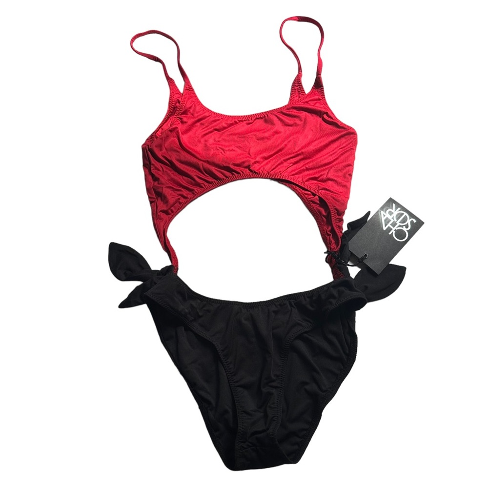 Chaser Swimsuit Red Black M